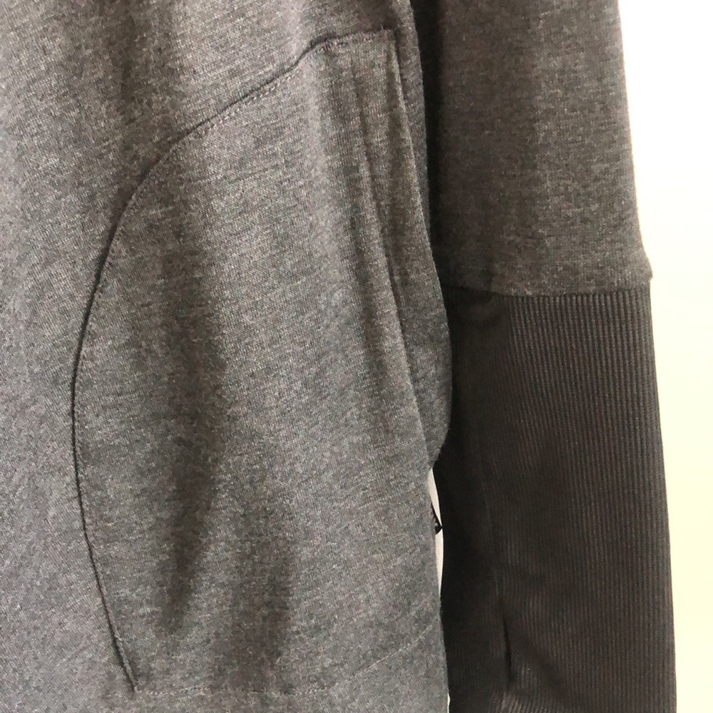 New Reebok jersey sweater - Picture 4 of 6